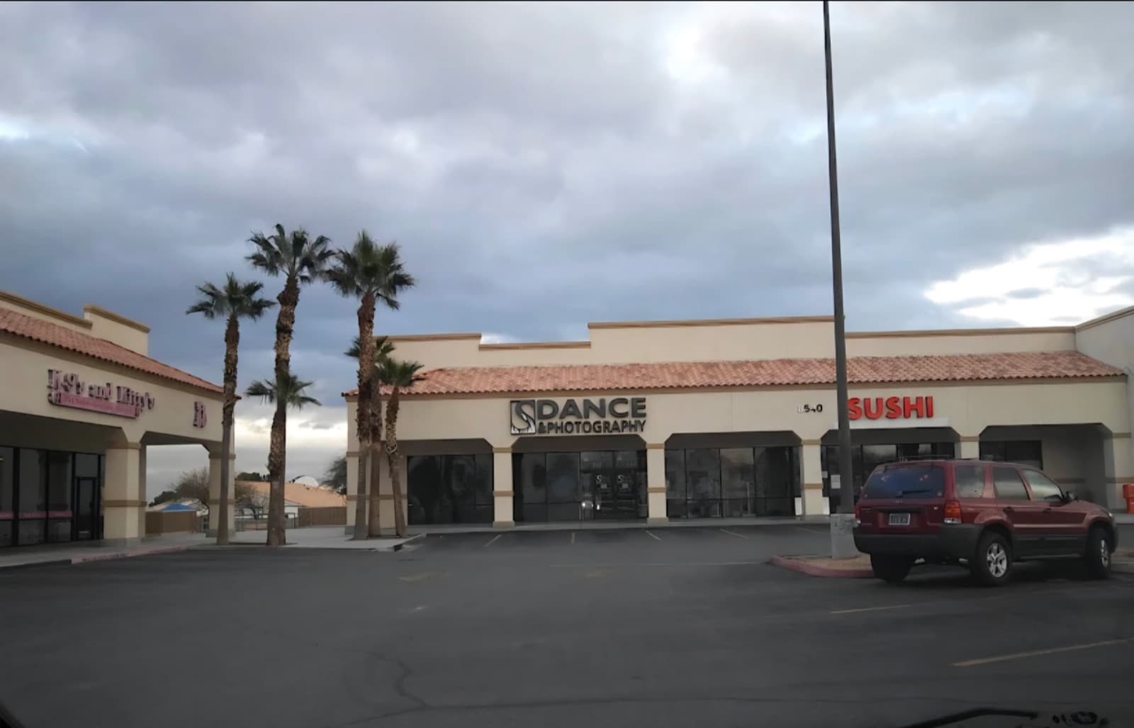 Las Vegas retail plaza served by Niko's Pest Control
